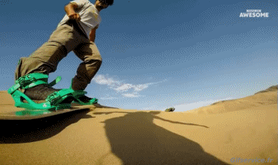 Auf dem Sand (Sandboarding) Snowboard Sport Humor -  Fun 