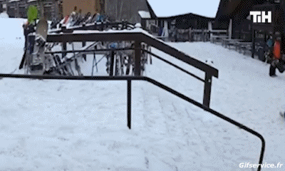 Free Style Fail - Gamelles Ski Sports Humor -  Fun 