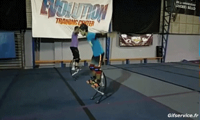 Fun Win Skyrunner Stilts GENTE Humor - Fun 