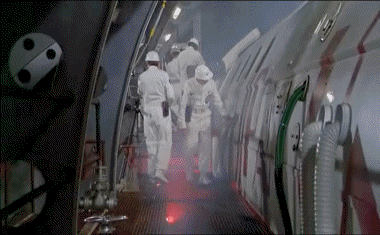 02 Y a t il un pilote dans l Avion Cinéma International Multi Média 