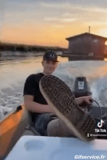 Unfall - Laufen auf Grund 2 Boote Transport Humor -  Fun 