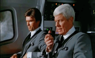 02 Y a t il un pilote dans l Avion Cinéma International Multi Média 