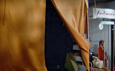 Airport 2 - The Sequel Airplane V International Multimedia 