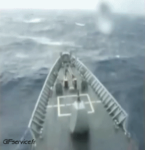 Grosses Vagues Bateaux Transports Humour - Fun 