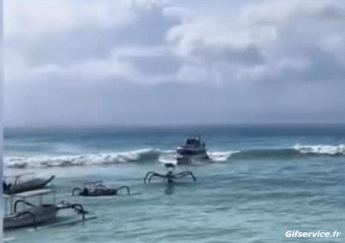 Grosses Vagues Bateaux Transports Humour - Fun 