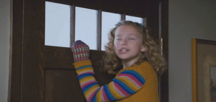 04 Video GIF Scary Movie V International Multimedia 