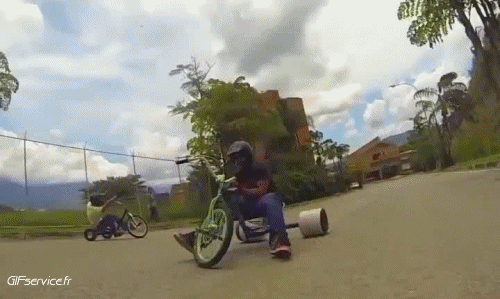 Fun - Win Triciclo a la deriva Deportes Humor - Fun 