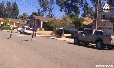 Gamelle Fail Skyrunner Stilts PERSONNAGES Humour - Fun 