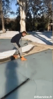 Fail On the ice PEOPLE Humor -  Fun 