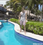 Humor -  Fun GIF Artists Kevin Parry - Illusions 