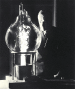 Humor - Fun GIF Artista Nicolas Monterrat 