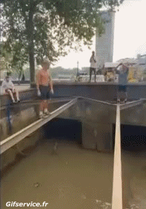 Humour - Fun PERSONNAGES Acrobatie Divers Gamelles - Fail 03 