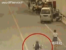 Humor -  Fun Transport Scooter Fun Accident - Fail 