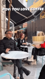 Humor -  Fun MENSCHEN Essen Das „große“ Restaurant 