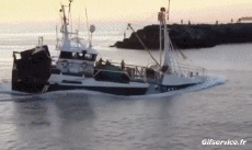 Humour - Fun Transports Bateaux Accident Crash Echouage 