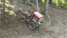 Humor - Fun Transporte Tractor Accident Fail 