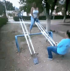 Humor -  Fun MENSCHEN Schaukeln Gamelles Fail 