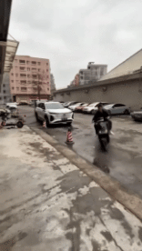 Humor -  Fun Transport Scooter Fun Accident - Fail 