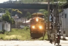 Humour - Fun Transports Trains - Métro Accident  Crashs Fail 