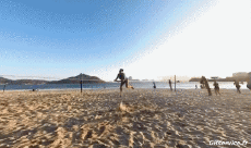 Humor -  Fun PEOPLE Tightrope Fun Win 