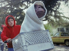 E.T-Humour - Fun Morphing - Ressemblance Cinéma - Héros confinement covid  art recréations Getty challenge 