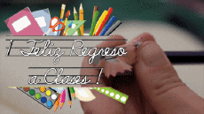 Messages Espagnol Feliz Regreso a Clases Fond Animé 004 