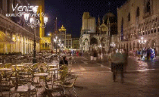 Humor -  Fun Places -TimeLapse Italie - Venise 