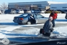 Humor - Fun GENTE Sobre el hielo Fail 