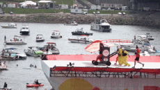 Humor - Fun GENTE Red Bull Challenge Flugtag Cincinati 