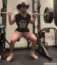 Humor -  Fun Sports Weightlifting Fail 