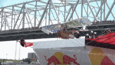Umorismo -  Fun PERSONE Red Bull Challenge Flugtag Cincinati 