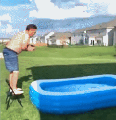 Humor -  Fun MENSCHEN Schwimmbad Fail 02 