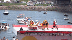 Humour - Fun PERSONNAGES Red Bull Challenge Flugtag Cincinati 