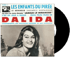 Les enfants du Pirée - Le bonheur - Cest un jour à Naples - Pilou Pilou Pilou He-Multimedia Musik 60' Frankreich-Zusammenstellung Dalida Les enfants du Pirée - Le bonheur - Cest un jour à Naples - Pilou Pilou Pilou He