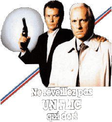 Multimedia Filme Frankreich Alain Delon Ne réveillez pas un flic qui dort 