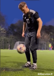 Humor -  Fun Sports Soccer Juggling Fun Win 