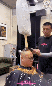 Humour - Fun PERSONNAGES Coiffeur Cheveux Serie 01 