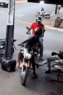 Humour - Fun Transports Motos Route Gamelles Fail 02 