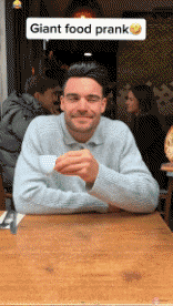 Umorismo -  Fun PERSONE Cibo Il Ristorante "Grande" 