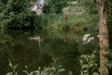 Multi Média Cinéma - France Les Charlots Les Bidasses en Folie - Vidéo 