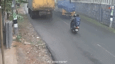 Humor -  Fun Transport Scooter Fun Accident - Fail 