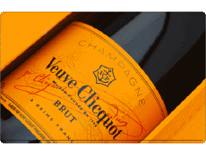 Drinks Champagne Veuve Clicquot Ponsardin 