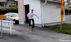 Humor -  Fun MENSCHEN Einrad Fail 