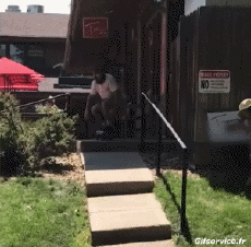 Humour - Fun Sports Skateboard Free Style Gamelle Fail 01 