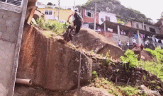 Humor - Fun Transporte Motocicletas Trial 